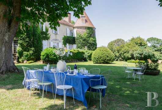A 15th-century family chateau in the Auxois region of the Côte-d'Or - photo  n°3
